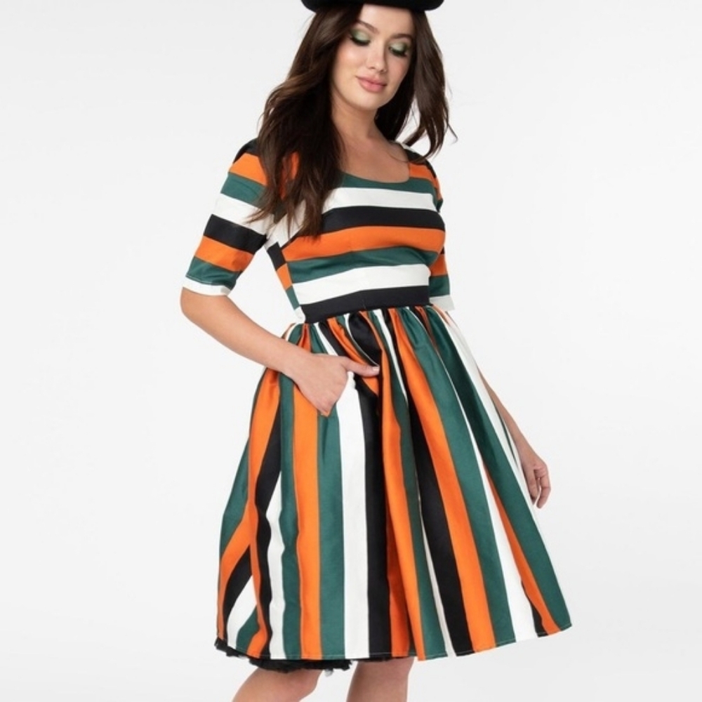 Unique Vintage/Collectif Amber Lea Pumpkin Stripe Dress Size M - Picture 3 of 16